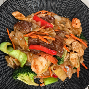 Flat Rice Noodle Combination Hot and Spicy Sauce